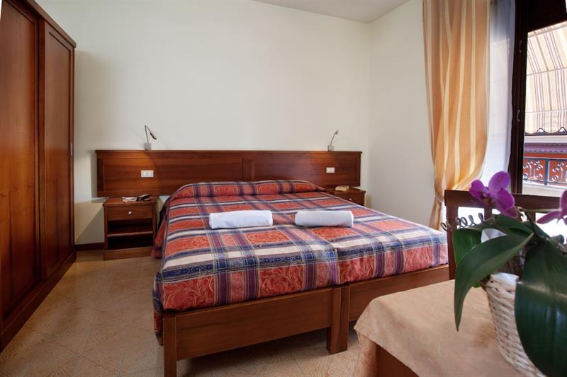 Hotel Lory Garda  Kültér fotó